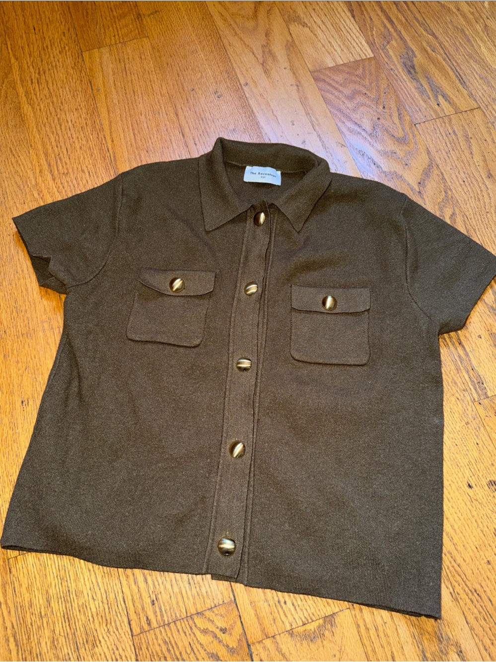 The Raconteur button top
